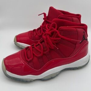 Air Jordan 11 Retro BG, Size 5Y